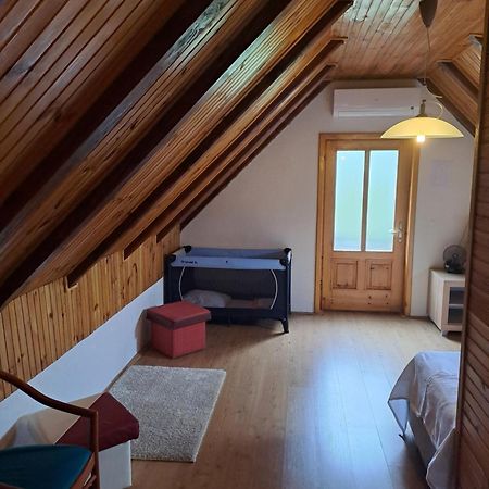 Guesthouse Andrea Poljanak Ngoại thất bức ảnh