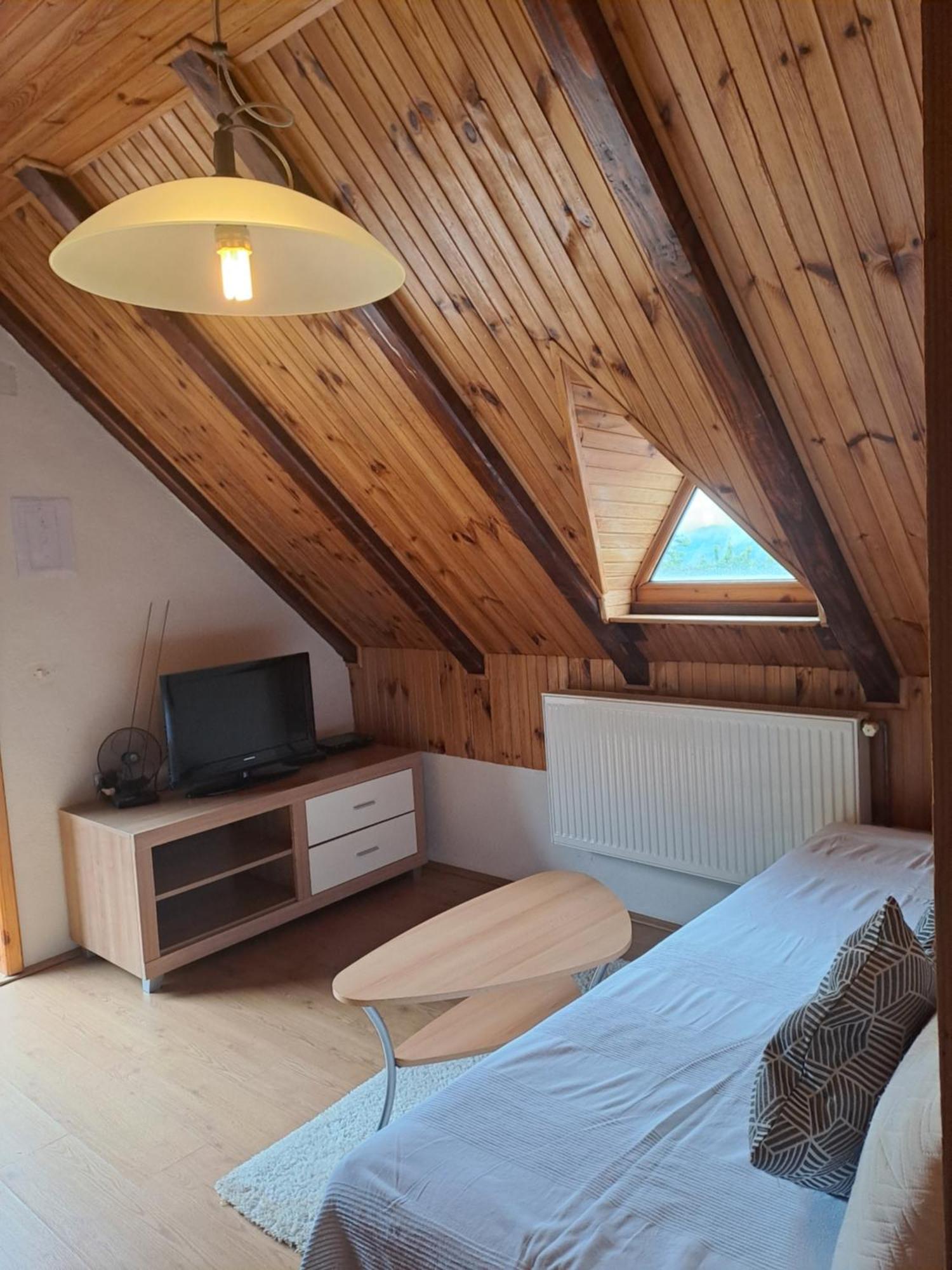 Guesthouse Andrea Poljanak Ngoại thất bức ảnh