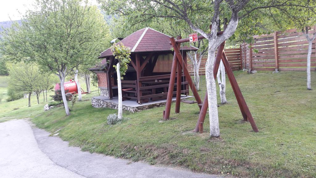 Guesthouse Andrea Poljanak Ngoại thất bức ảnh